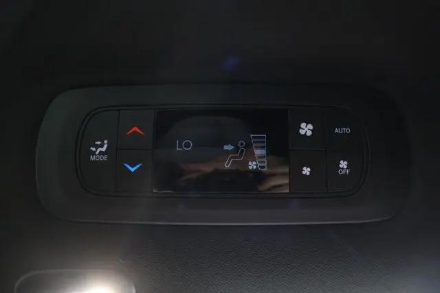 2026 Chrysler Pacifica Limited AWD