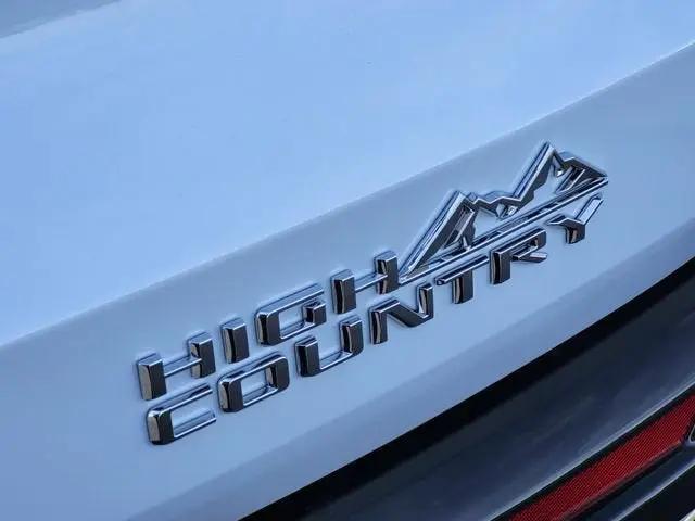 2026 Chevrolet Traverse AWD High Country