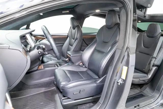 2020 Tesla Model X Long Range Dual Motor All-Wheel Drive