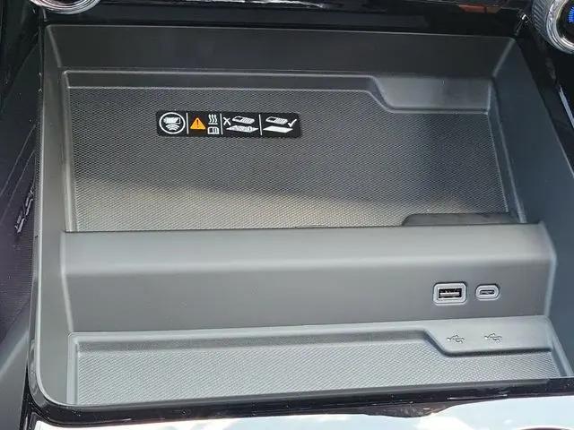 2026 Chevrolet Suburban High Country, 4WD