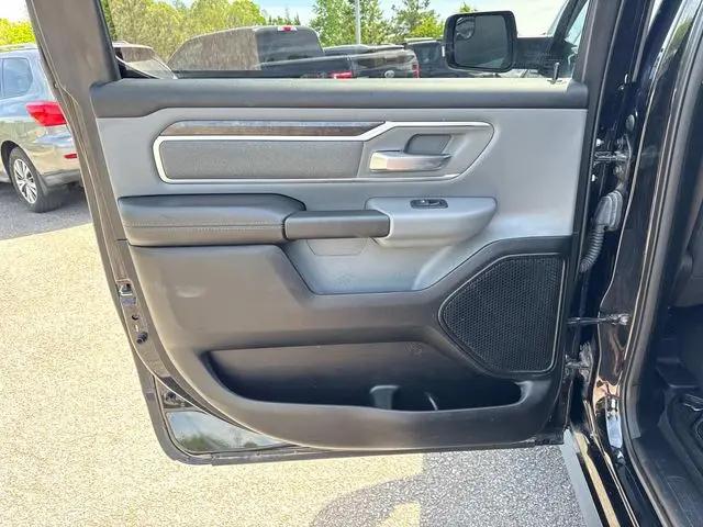 2020 Ram 1500 Big Horn Crew Cab 4x4 5'7" Box