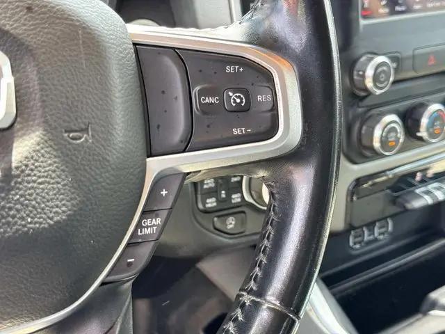 2020 Ram 1500 Big Horn Crew Cab 4x4 5'7" Box