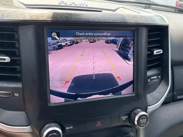 2020 Ram 1500 Big Horn Crew Cab 4x4 5'7" Box