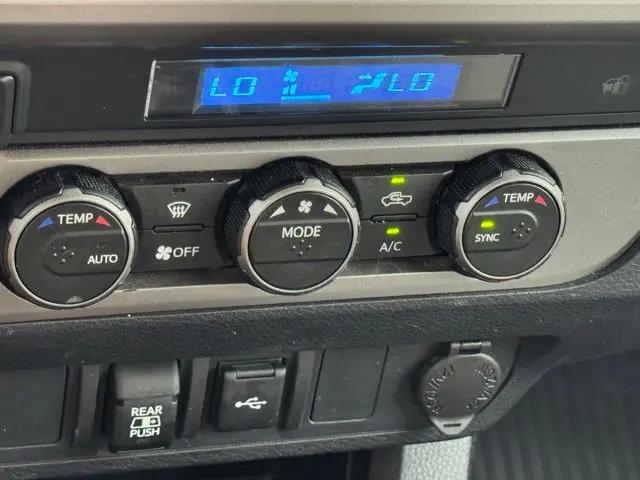 2022 Toyota Tacoma SR5 V6