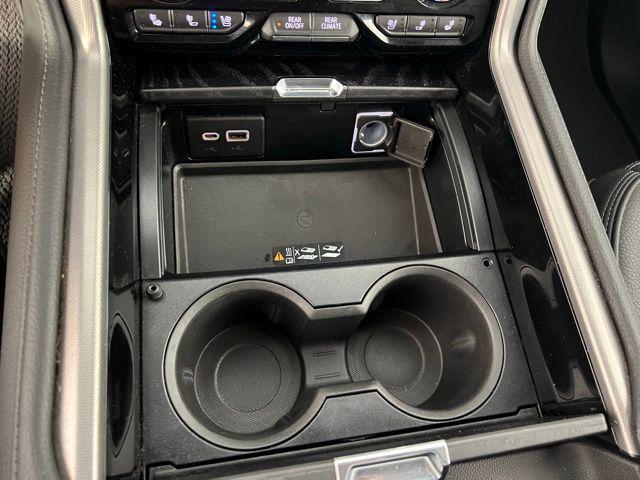 2022 GMC Yukon Denali - Photo 27