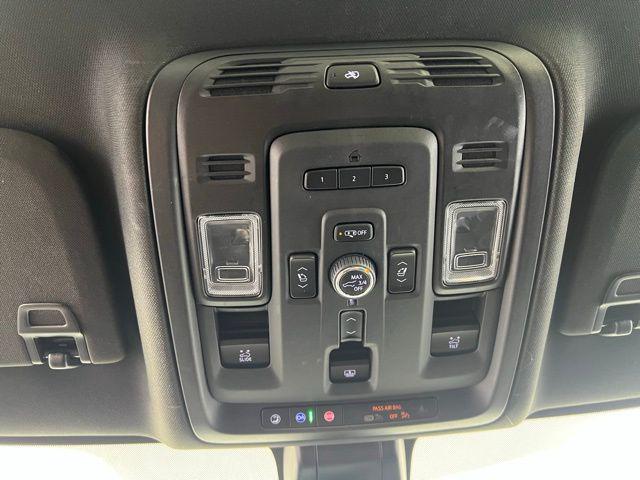 2022 GMC Yukon Denali - Photo 35