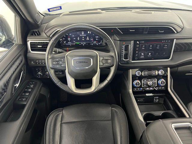 2022 GMC Yukon Denali - Photo 38