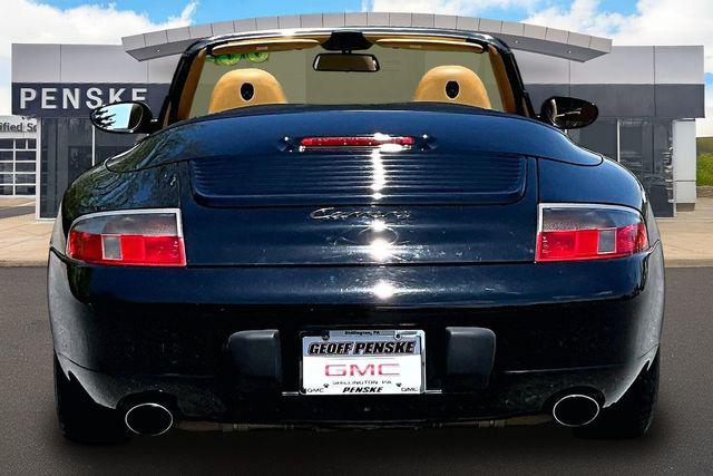 2000 Porsche 911 Carrera 4