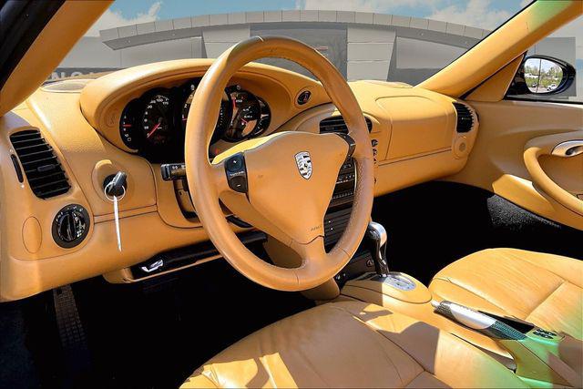 2000 Porsche 911 Carrera 4