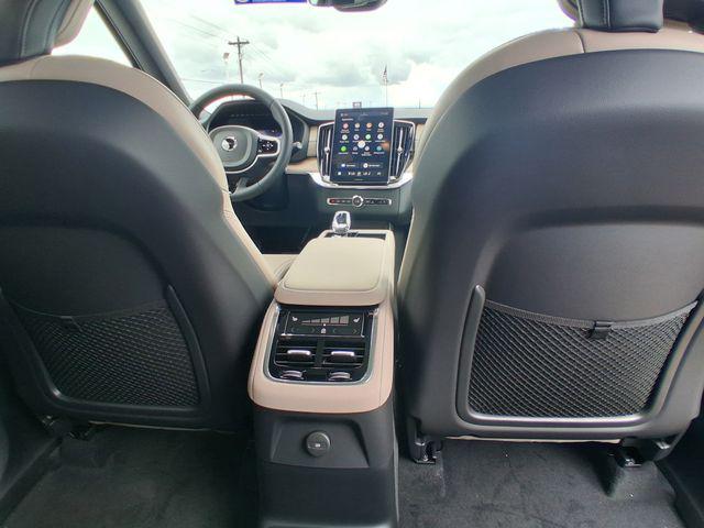 2026 Volvo XC90 Plug-In Hybrid Ultra, T8 AWD, Electric/Gasoline, Bright, 7 Seats