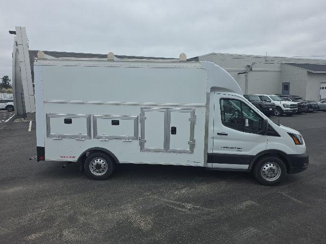 2026 Ford Transit Cutaway Base