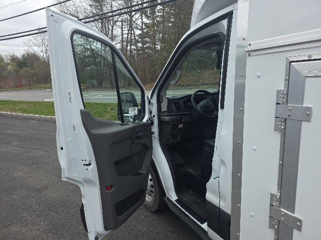 2026 Ford Transit Cutaway Base