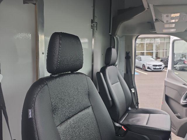 2026 Ford Transit Cutaway Base