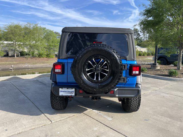 2025 Jeep Wrangler 4-Door Willys 4x4