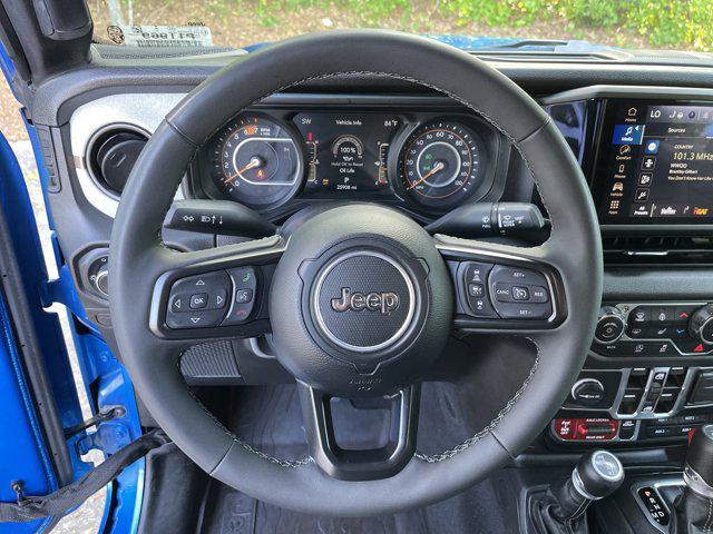 2025 Jeep Wrangler 4-Door Willys 4x4