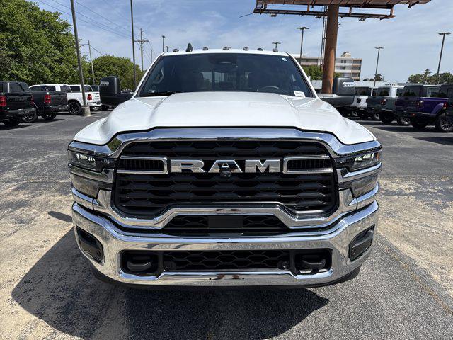 2025 Ram 3500 Big Horn Crew Cab 4x4 8' Box