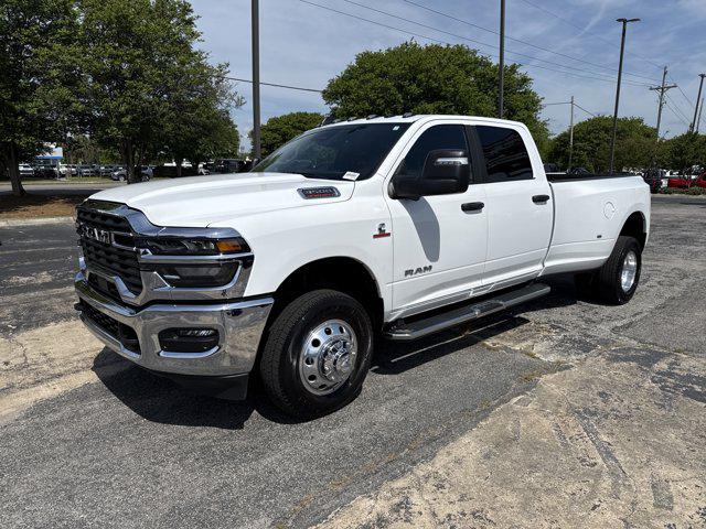 2025 Ram 3500 Big Horn Crew Cab 4x4 8' Box