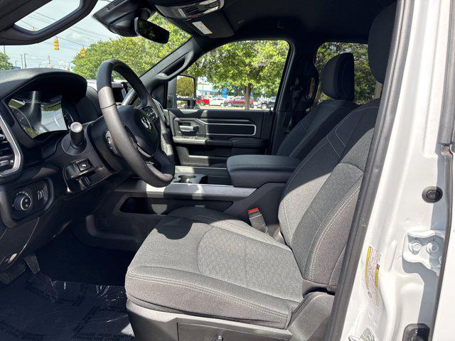 2025 Ram 3500 Big Horn Crew Cab 4x4 8' Box