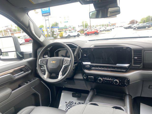 2026 Chevrolet Silverado 2500HD Crew Cab, Standard Bed, LT, 4WD