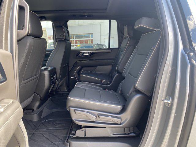 2026 Chevrolet Suburban Premier, 4WD