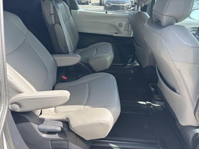 2025 Toyota Sienna XLE