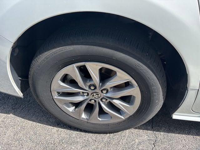 2025 Toyota Sienna XLE