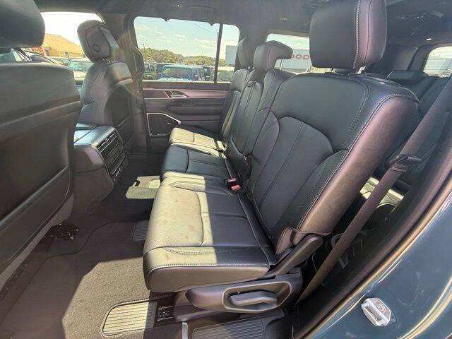 2026 Jeep Grand Wagoneer L Limited Reserve 4x4