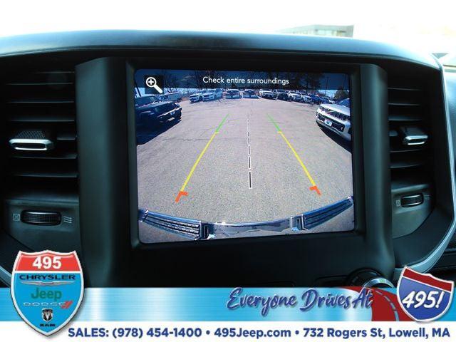 2021 Ram 1500 Big Horn Crew Cab 4x4 5'7" Box