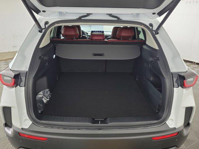 2026 Mazda CX-50 Hybrid Premium Plus