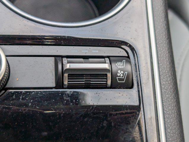 2023 Kia K5 EX