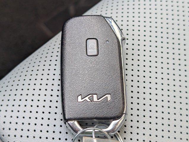 2023 Kia K5 EX