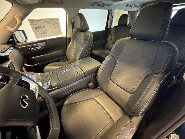 2026 INFINITI QX80 LUXE AWD