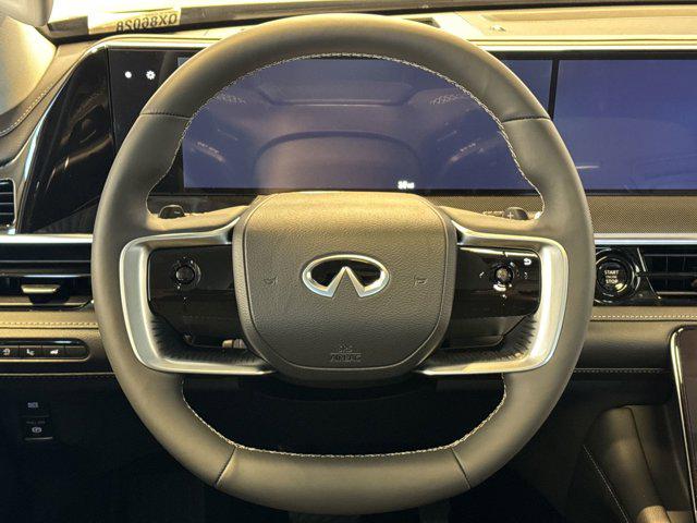 2026 INFINITI QX80 LUXE AWD