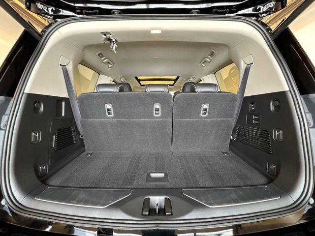 2026 INFINITI QX80 LUXE AWD