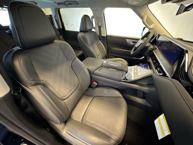 2026 INFINITI QX80 LUXE AWD