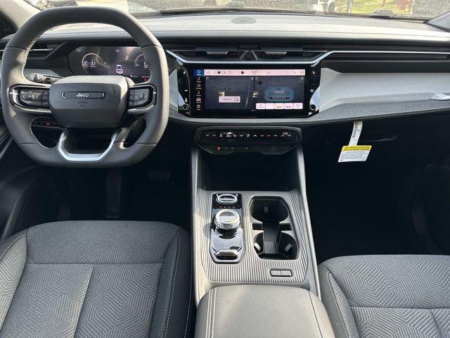 2026 Jeep Cherokee Laredo 4x4