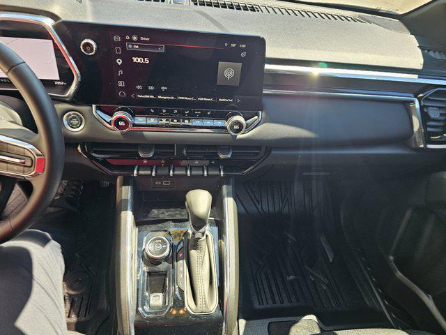 2026 GMC Canyon Elevation, 4WD