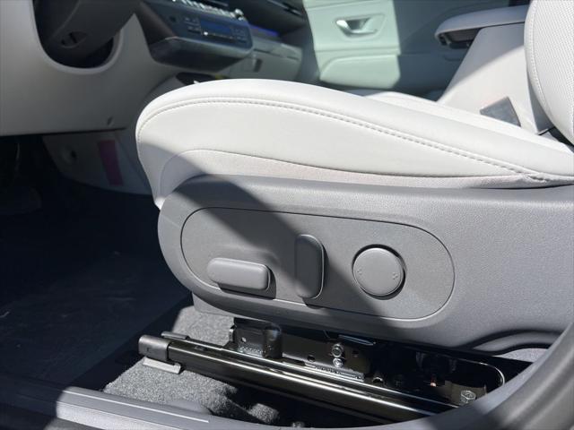 2026 Hyundai Kona SEL Premium