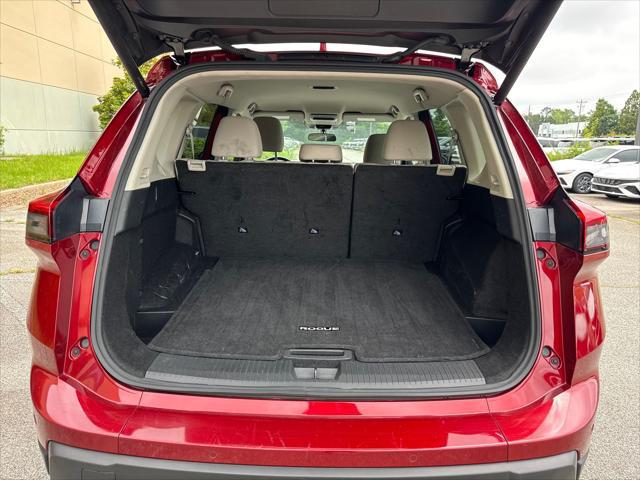 2025 Nissan Rogue SV FWD