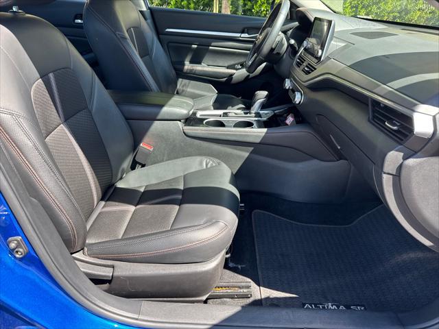 2025 Nissan Altima SR FWD