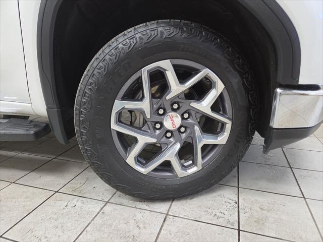 2022 GMC Sierra 1500 4WD Crew Cab Short Box SLT