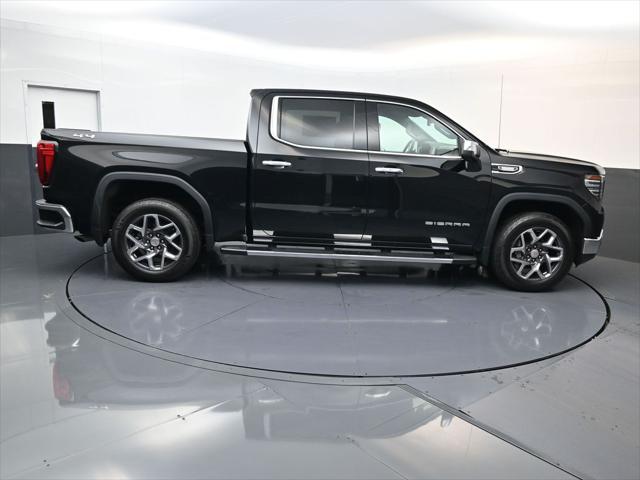 2022 GMC Sierra 1500 4WD Crew Cab Short Box SLT