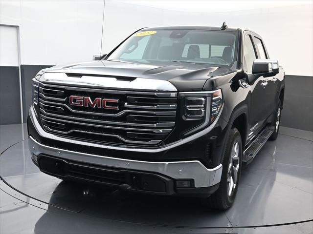 2022 GMC Sierra 1500 4WD Crew Cab Short Box SLT