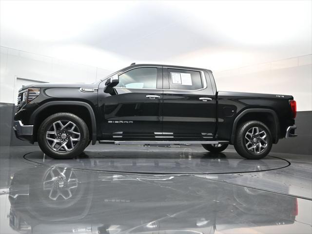 2022 GMC Sierra 1500 4WD Crew Cab Short Box SLT