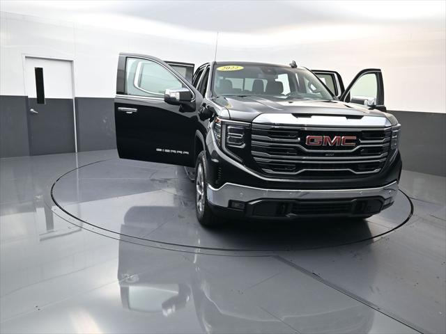 2022 GMC Sierra 1500 4WD Crew Cab Short Box SLT
