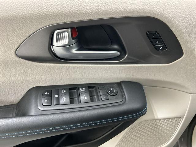 2021 Chrysler Pacifica Touring L AWD