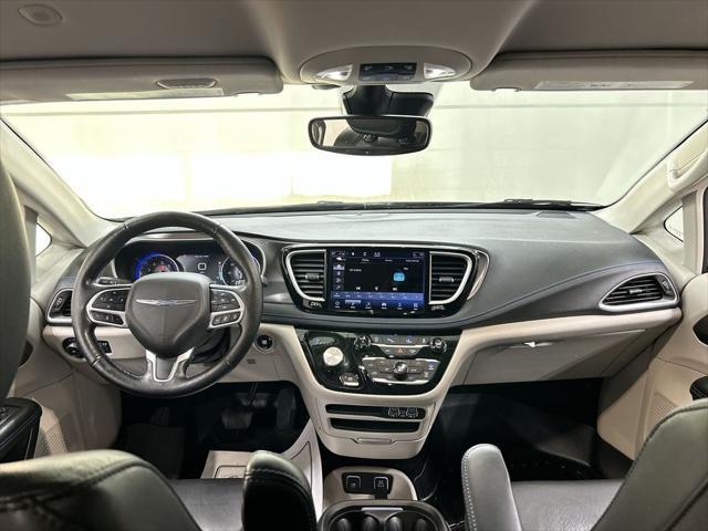 2021 Chrysler Pacifica Touring L AWD