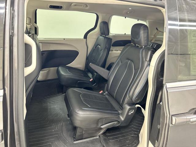2021 Chrysler Pacifica Touring L AWD