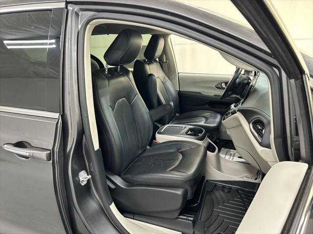 2021 Chrysler Pacifica Touring L AWD