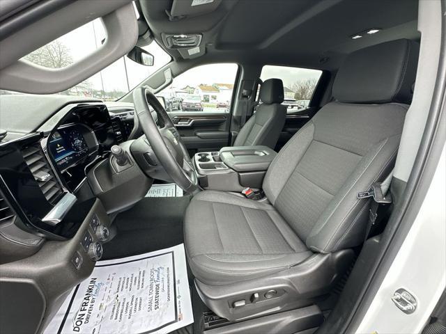 2023 Chevrolet Silverado 1500 4WD Crew Cab Short Bed LT with 2FL